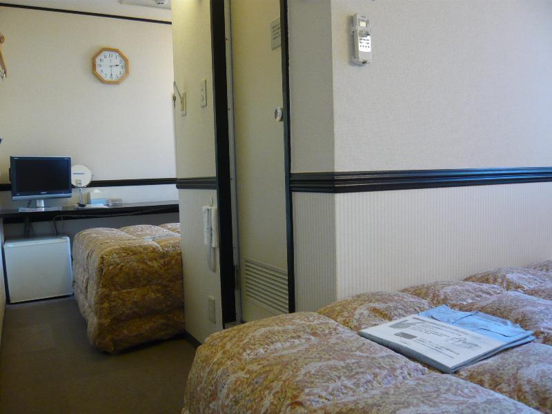 Toyoko Inn Nagoya-Eki Sakuradori-Guchi Honkan Extérieur photo